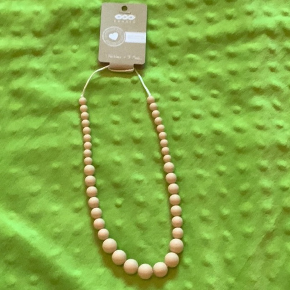 NWT ‘Banded’ Baby Teething Necklace for Mom